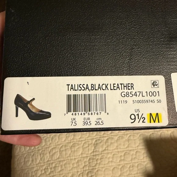 Naturalizer Black Mary Jane Heels - Picture 5 of 5